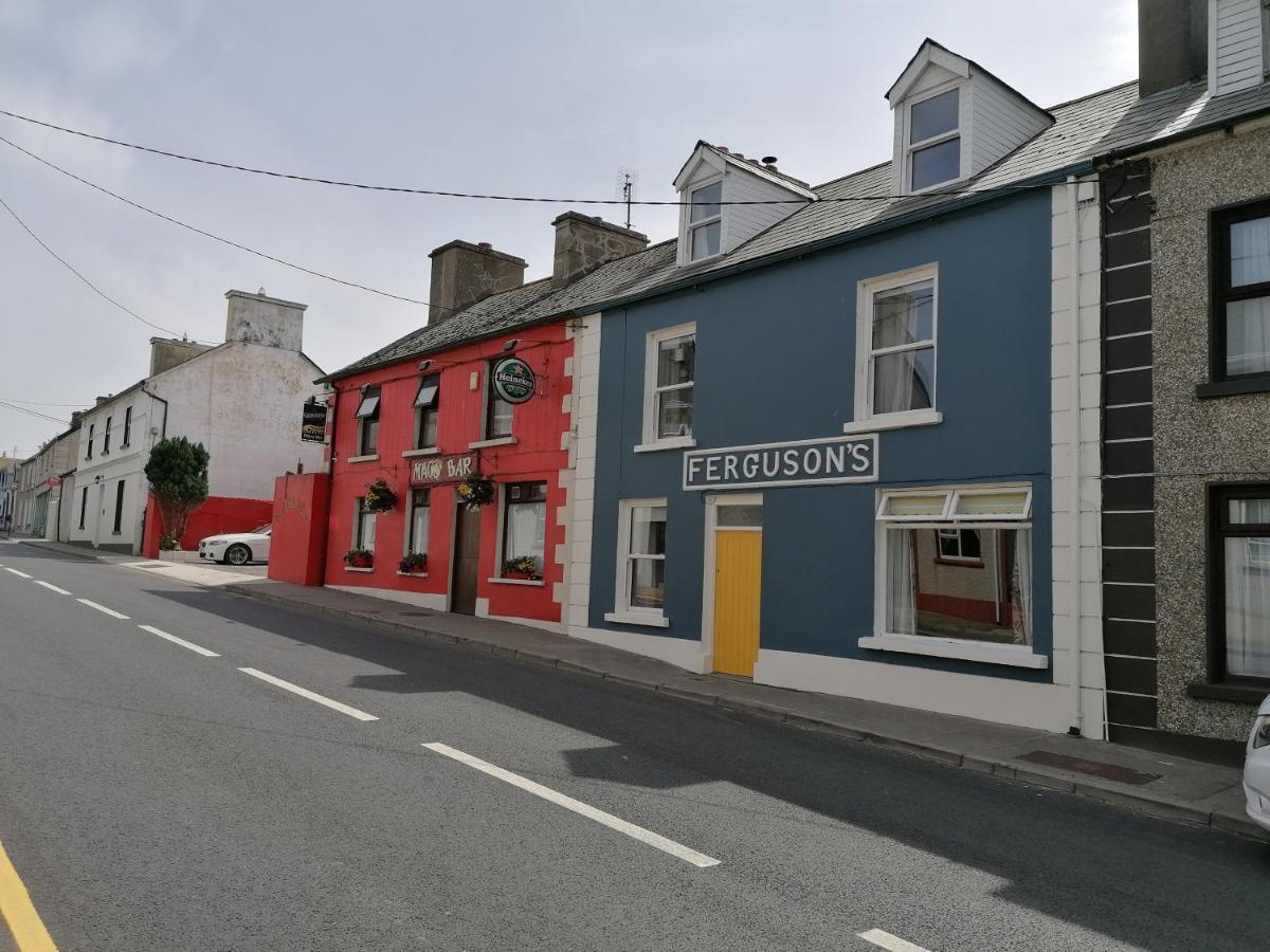 Ferguson'S Traditional Townhouse Dunkineely Bagian luar foto